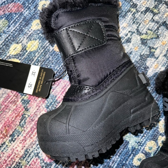 Sorel Black Winter commander Boots - Picture 4 of 10
